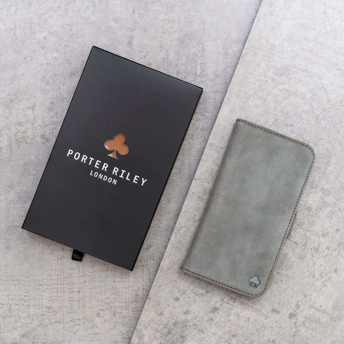 Porter Riley IPhone 14 Pro Wallet Case – Original Nubukleder, Mit Ständer, Aus UK Porter Riley IPhone 14 Pro Wallet Case – Original Nubukleder, Mit Ständer, Aus UK